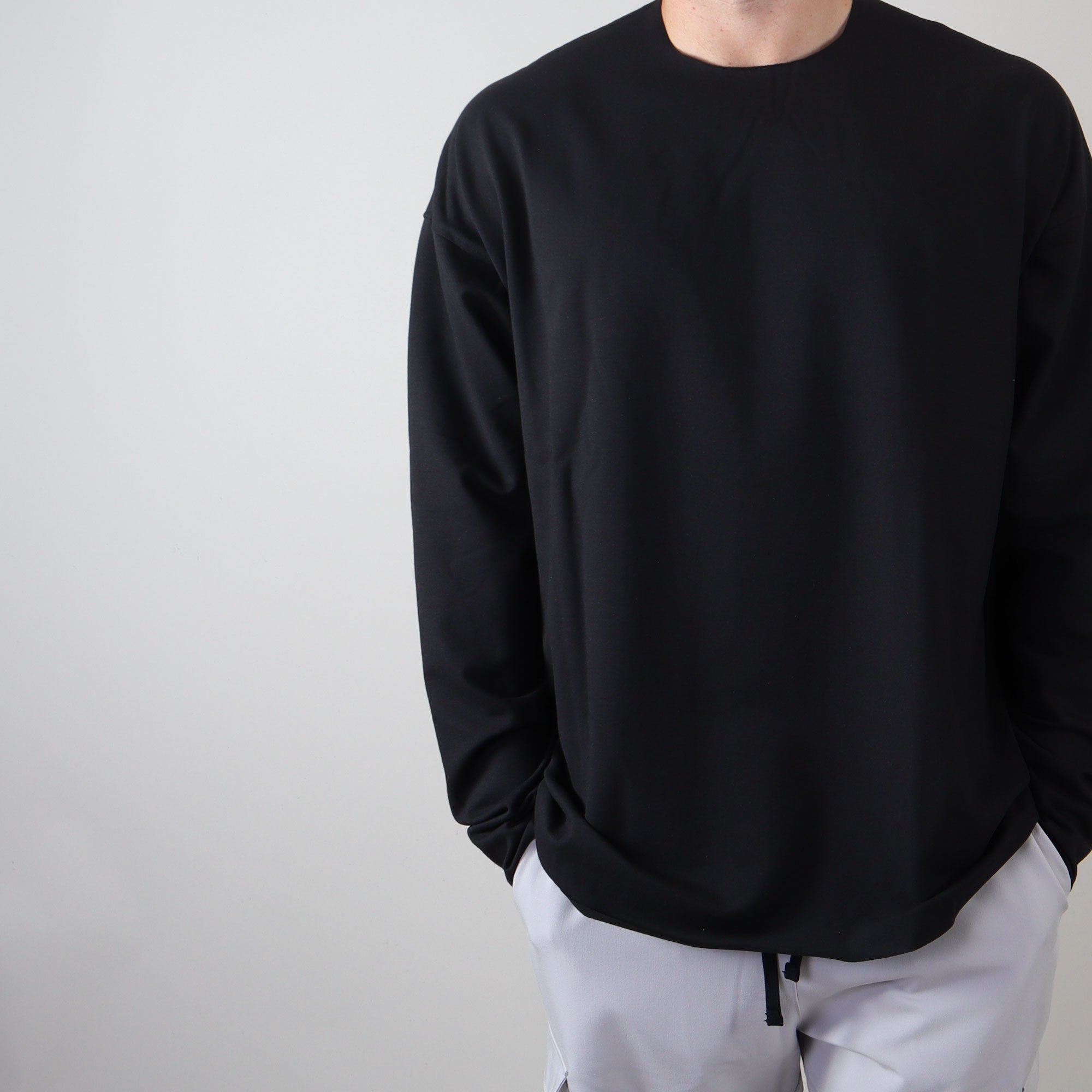 PRJCT Turn long black