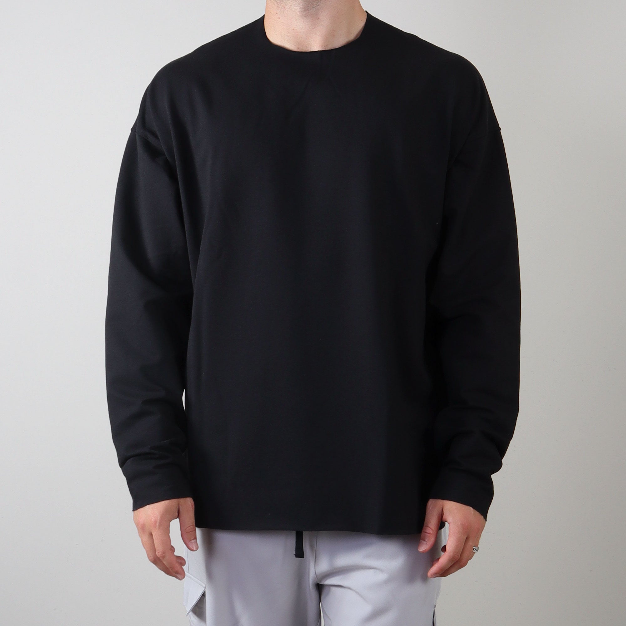 PRJCT Turn long black